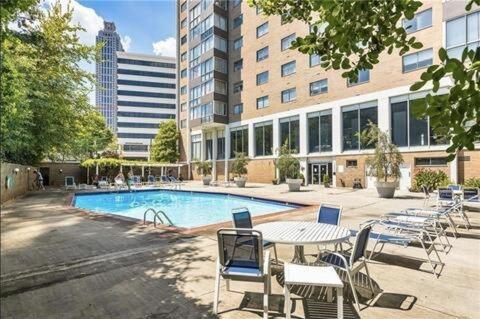 Heart Downtown! City View Onsite Parking! King Bed Lm807 AtlantaAtlanta  Kültér fotó